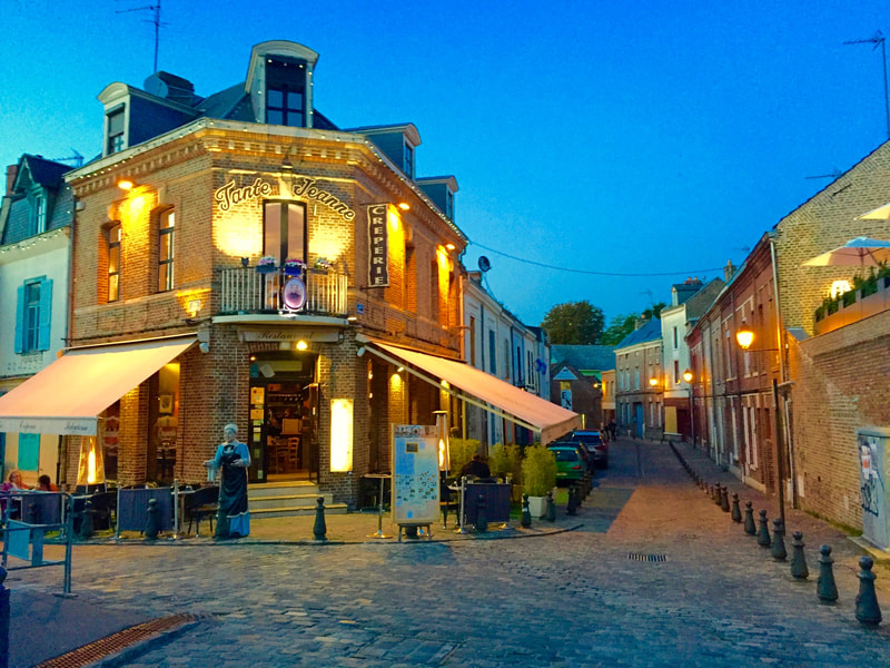 The St Leu restaurant and bar area in the center of Amiens is a 15 minute drive from Zeninpicardie